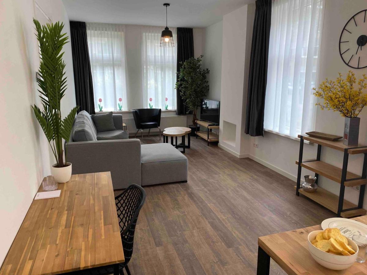 Haagshuisje- Eigen Appartement, Dichtbij Alles, Stijlvol Voorburg Esterno foto